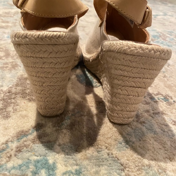 Toms Monica wedge heel size 7 in natural Oxford - Picture 3 of 10